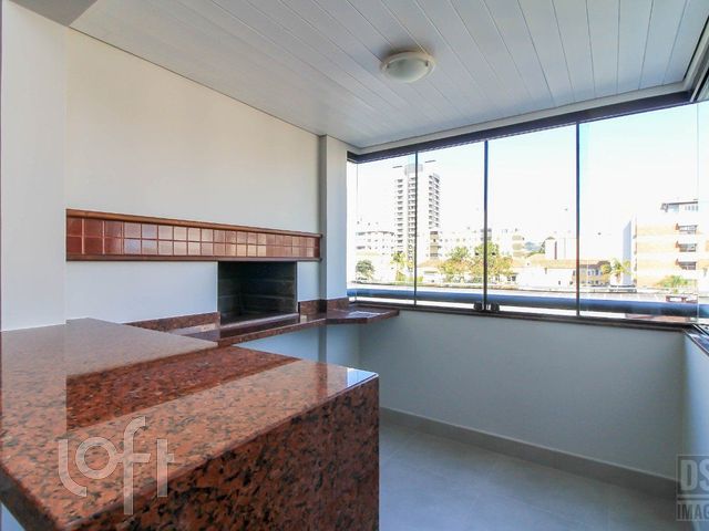 Apartamento com 91m², 3 dormitórios, 1 suíte, 1 vaga, Menino Deus em Porto Alegre