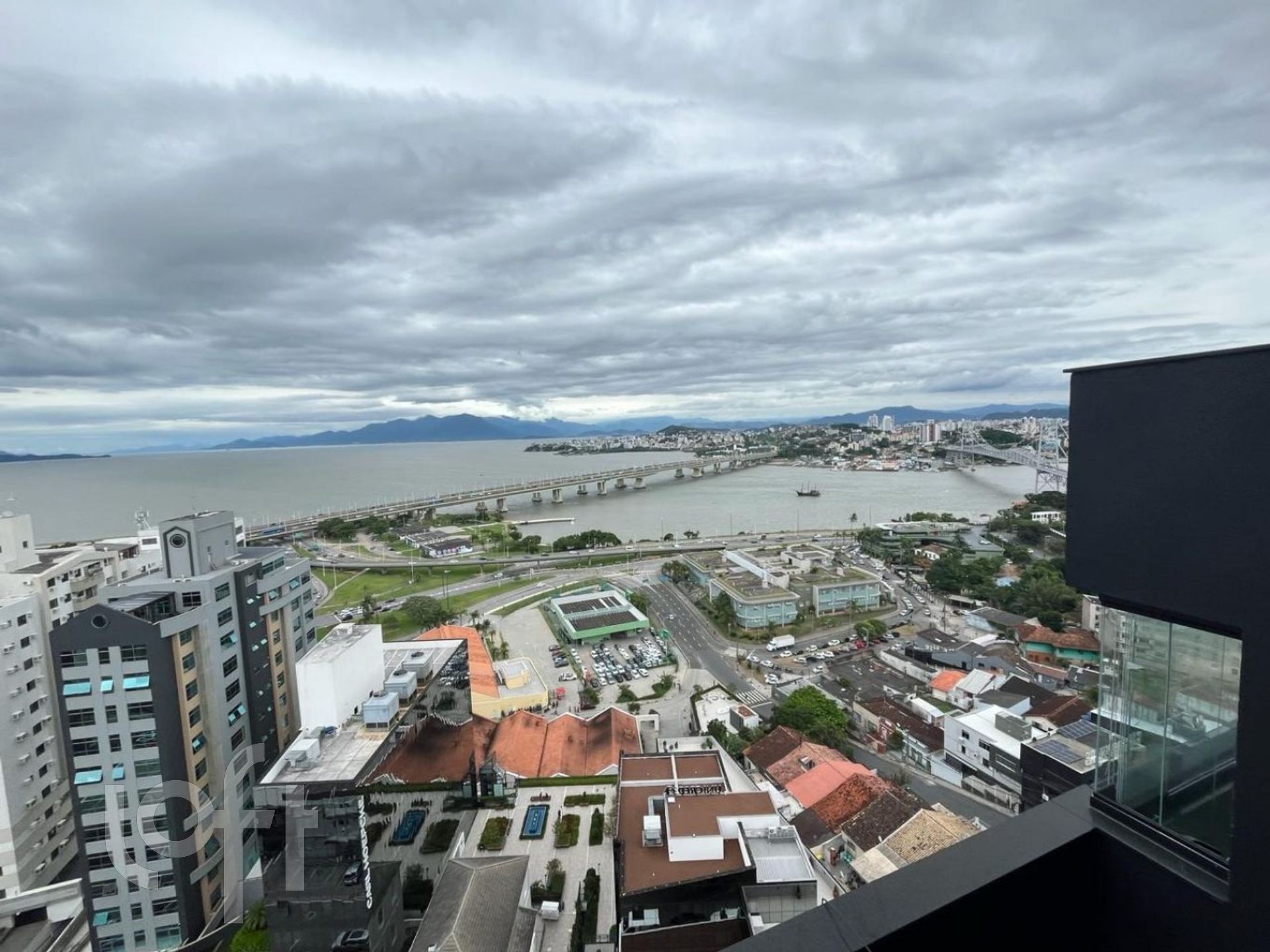 Apartamentos com 73m², 2 quartos, 1 suíte, 1 garagem, no bairro Centro em Florianópolis