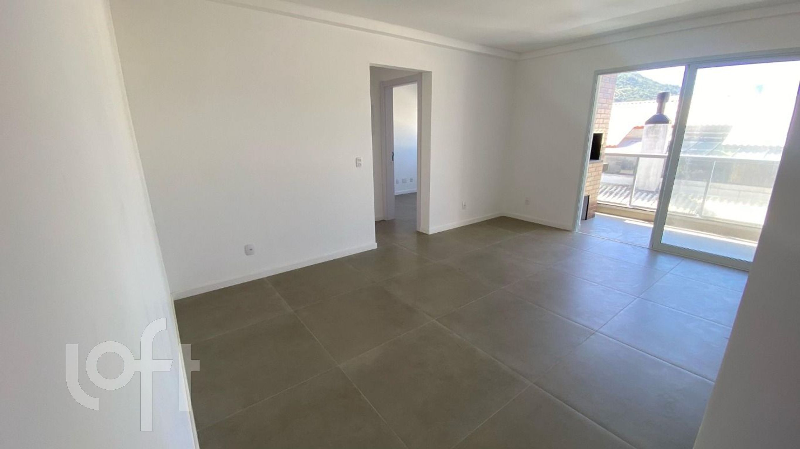 Apartamento à venda em Ingleses com 66 m², 2 quartos, 1 suíte