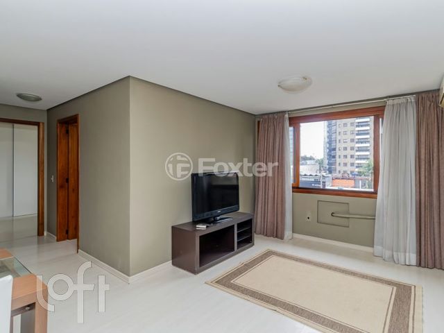 Apartamento com 61m², 2 dormitórios, 1 suíte, 2 vagas, Rio Branco em Porto Alegre