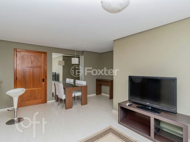 Apartamento com 61m², 2 dormitórios, 1 suíte, 2 vagas, Rio Branco em Porto Alegre