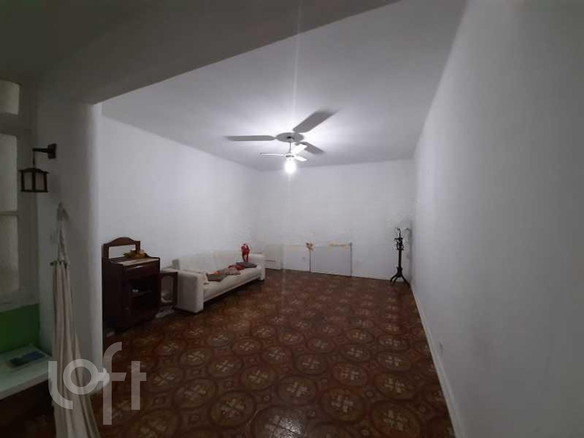 Apartamento à venda com 3 quartos, 119m² - Foto 2