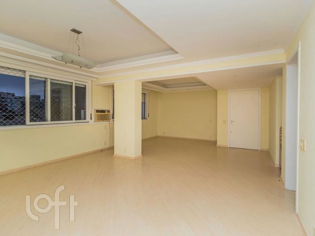 Apartamento com 152m², 3 dormitórios, 3 vagas, Rio Branco em Porto Alegre