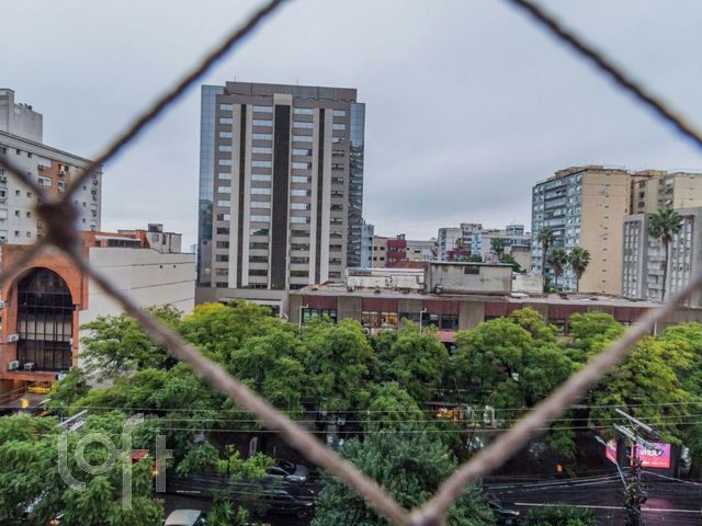 Apartamento com 152m², 3 dormitórios, 3 vagas, Rio Branco em Porto Alegre