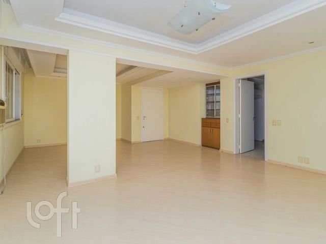 Apartamento com 152m², 3 dormitórios, 3 vagas, Rio Branco em Porto Alegre