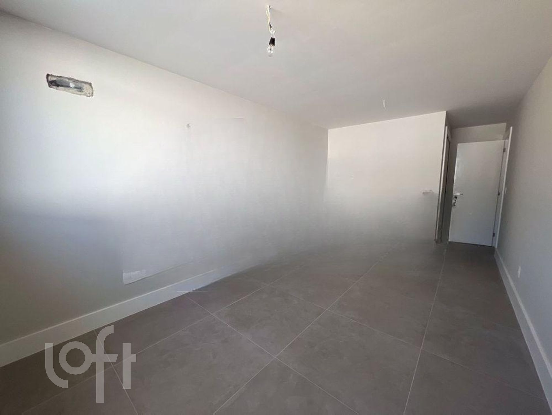 Casa à venda com 5 quartos, 228m² - Foto 16