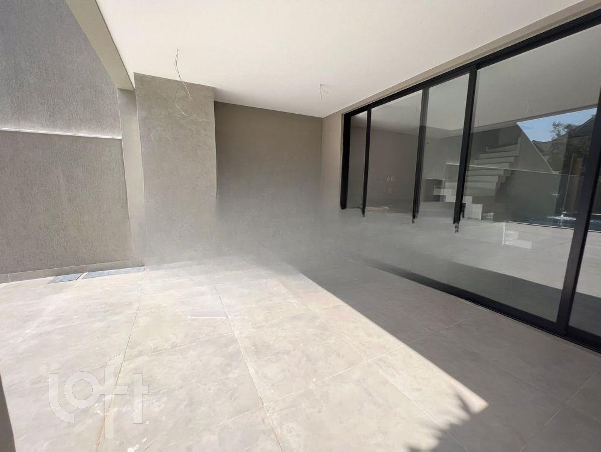 Casa à venda com 5 quartos, 228m² - Foto 7