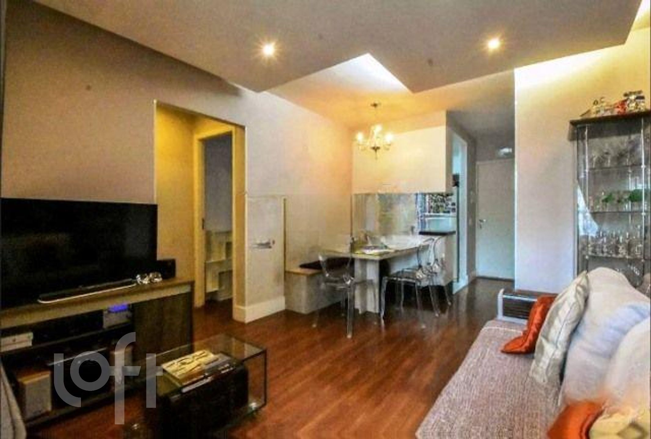 Apartamento à venda com 2 quartos, 68m² - Foto 1