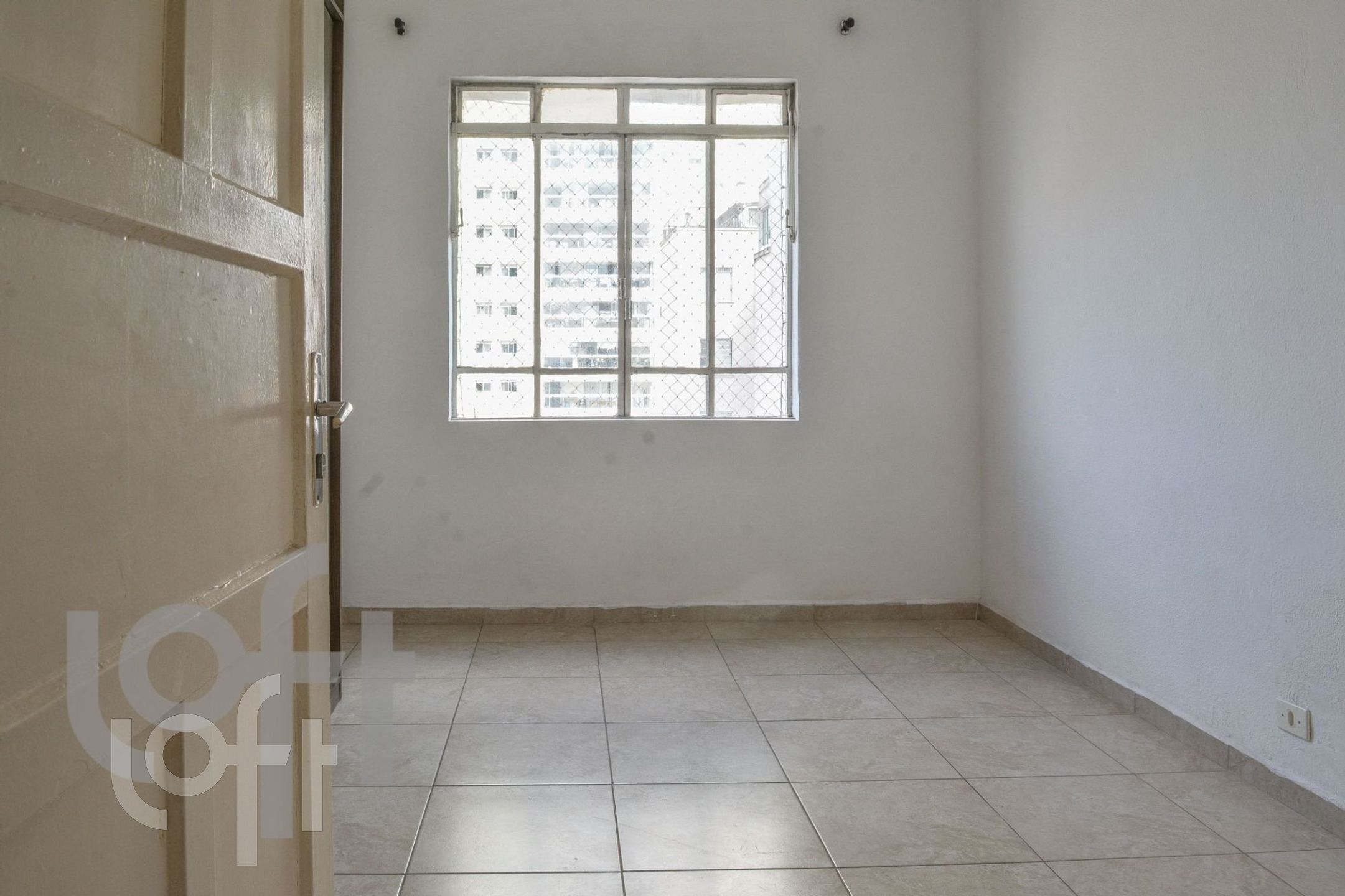 Apartamento à venda com 2 quartos, 60m² - Foto 15