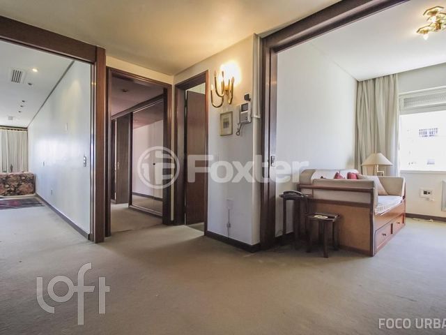 Apartamento com 260m², 3 dormitórios, 1 suíte, 1 vaga, Rio Branco em Porto Alegre