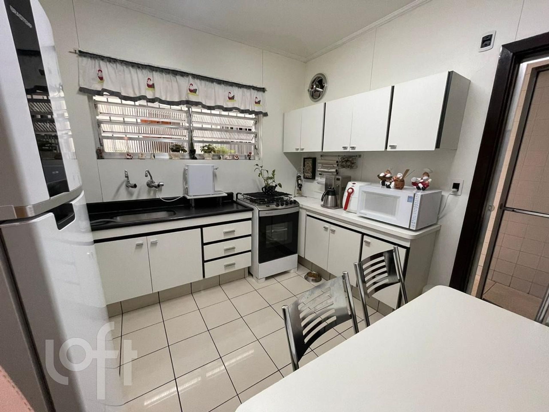 Casa à venda com 2 quartos, 104m² - Foto 4
