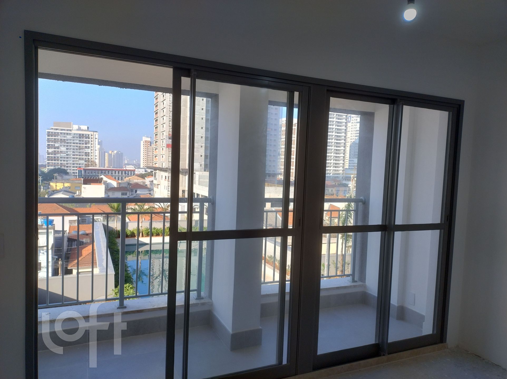 Apartamento à venda com 1 quarto, 35m² - Foto 1