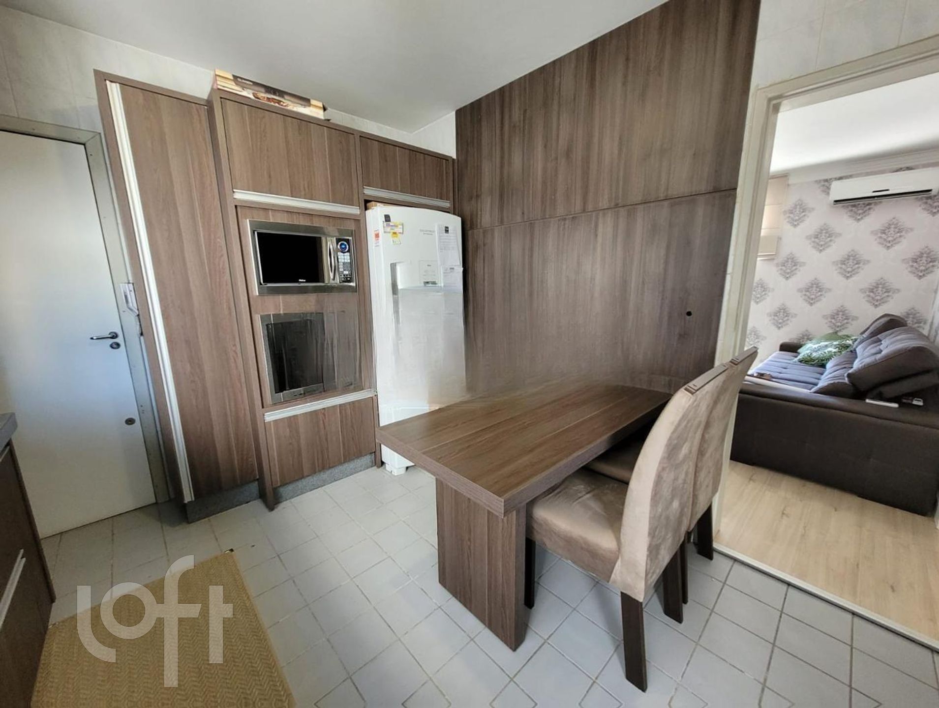 Apartamentos com 83m², 3 quartos, 1 suíte, 2 garagens, no bairro Capoeiras em Florianópolis