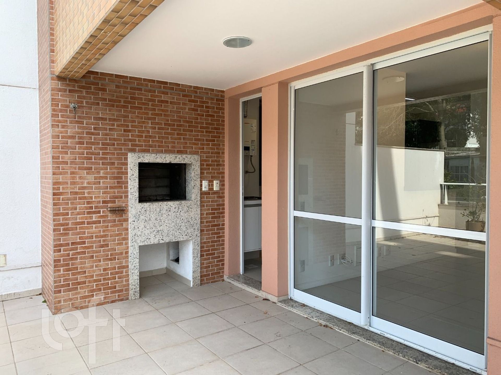 Apartamento à venda em Abraão com 123 m², 2 quartos, 1 suíte, 1 vaga