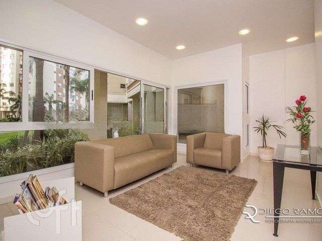 Apartamento com 66m², 3 dormitórios, 1 suíte, 1 vaga, Vila Ipiranga em Porto Alegre