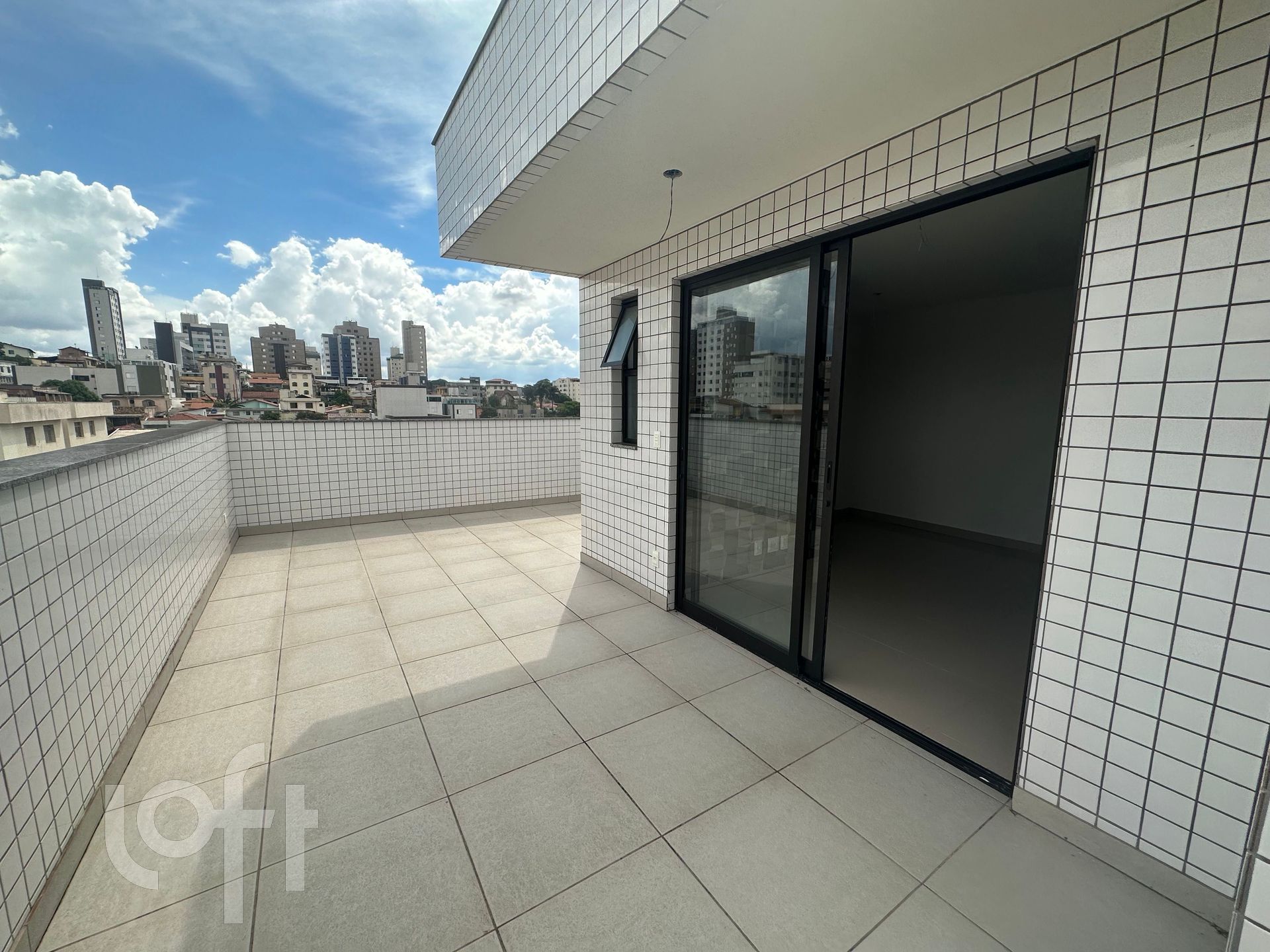 Apartamento à venda com 3 quartos, 170m² - Foto 32