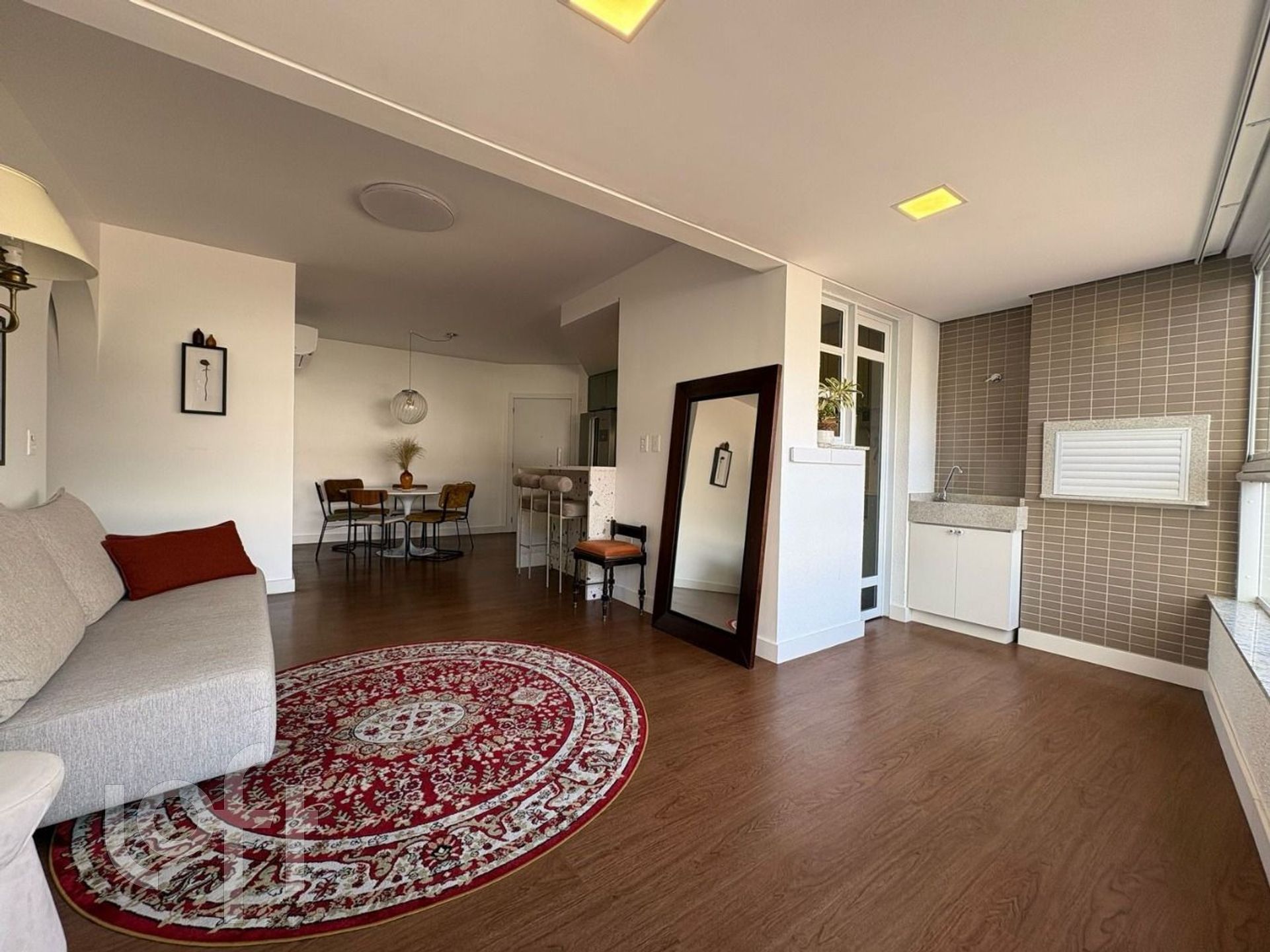 Apartamento à venda em Barreiros com 81 m², 2 quartos, 1 suíte, 1 vaga