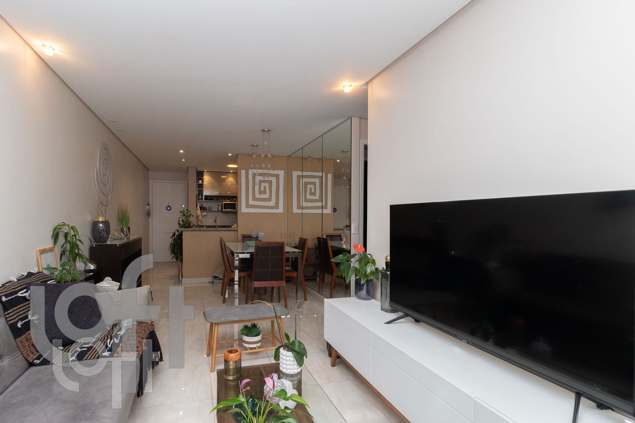 Apartamento à venda com 2 quartos, 69m² - Foto 13