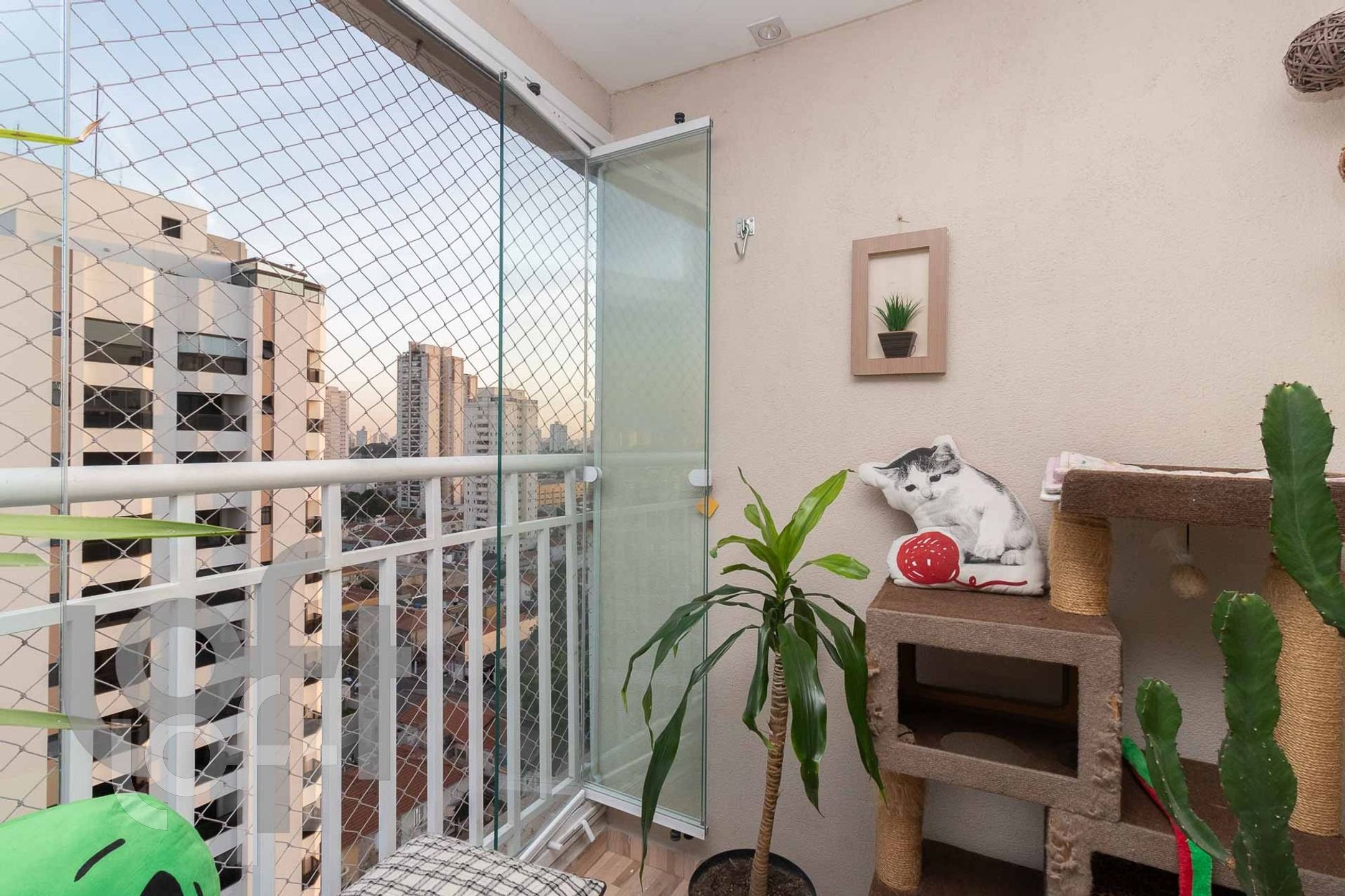 Apartamento à venda com 2 quartos, 69m² - Foto 10