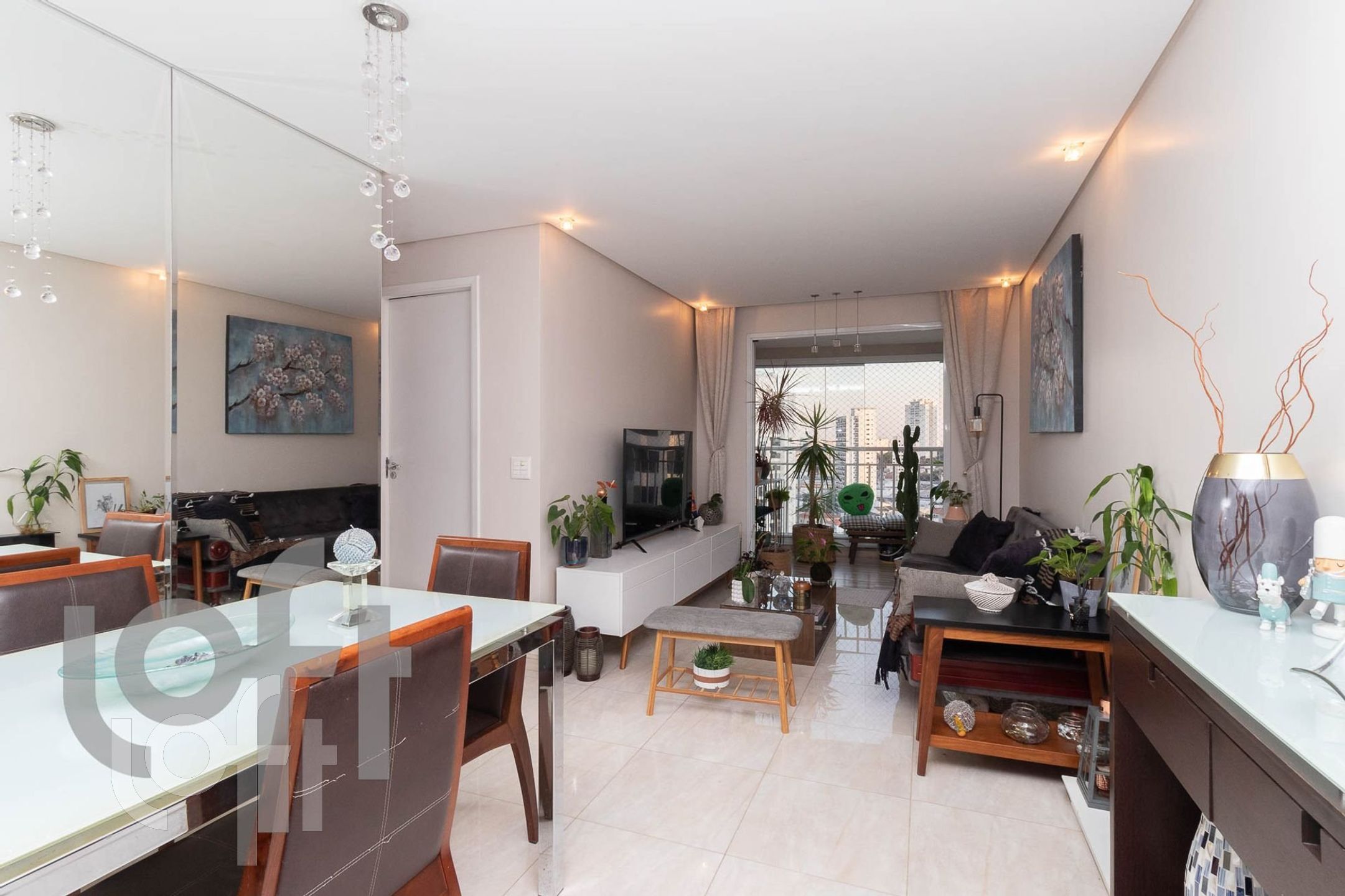 Apartamento à venda em Água Rasa com 69 m², 2 quar