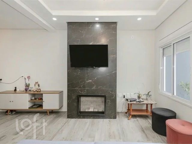 Casa com 170m², 4 dormitórios, 1 suíte, 2 vagas, Chácara das Pedras em Porto Alegre