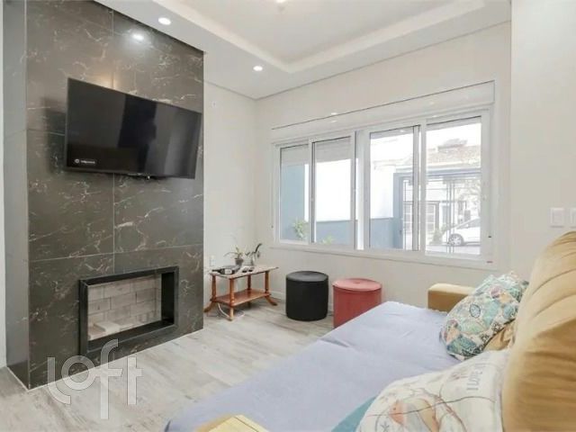 Casa com 170m², 4 dormitórios, 1 suíte, 2 vagas, Chácara das Pedras em Porto Alegre