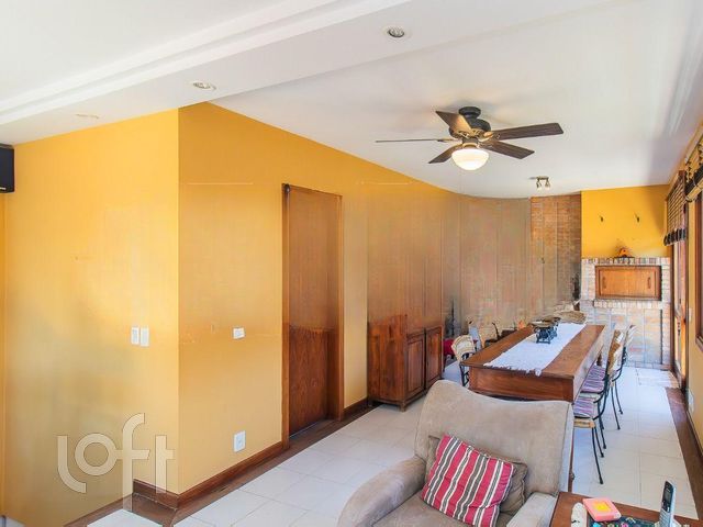 Apartamento com 228m², 2 dormitórios, 1 suíte, 2 vagas, São João em Porto Alegre