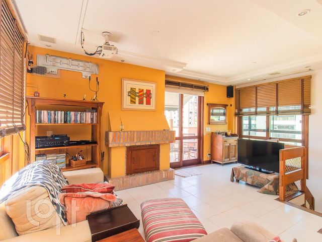 Apartamento com 228m², 2 dormitórios, 1 suíte, 2 vagas, São João em Porto Alegre