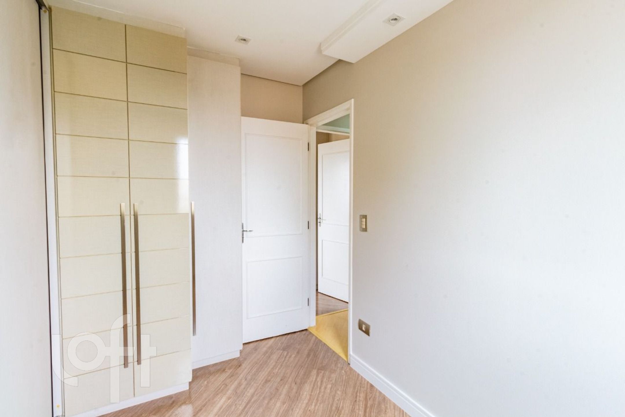 Apartamento à venda com 2 quartos, 58m² - Foto 16