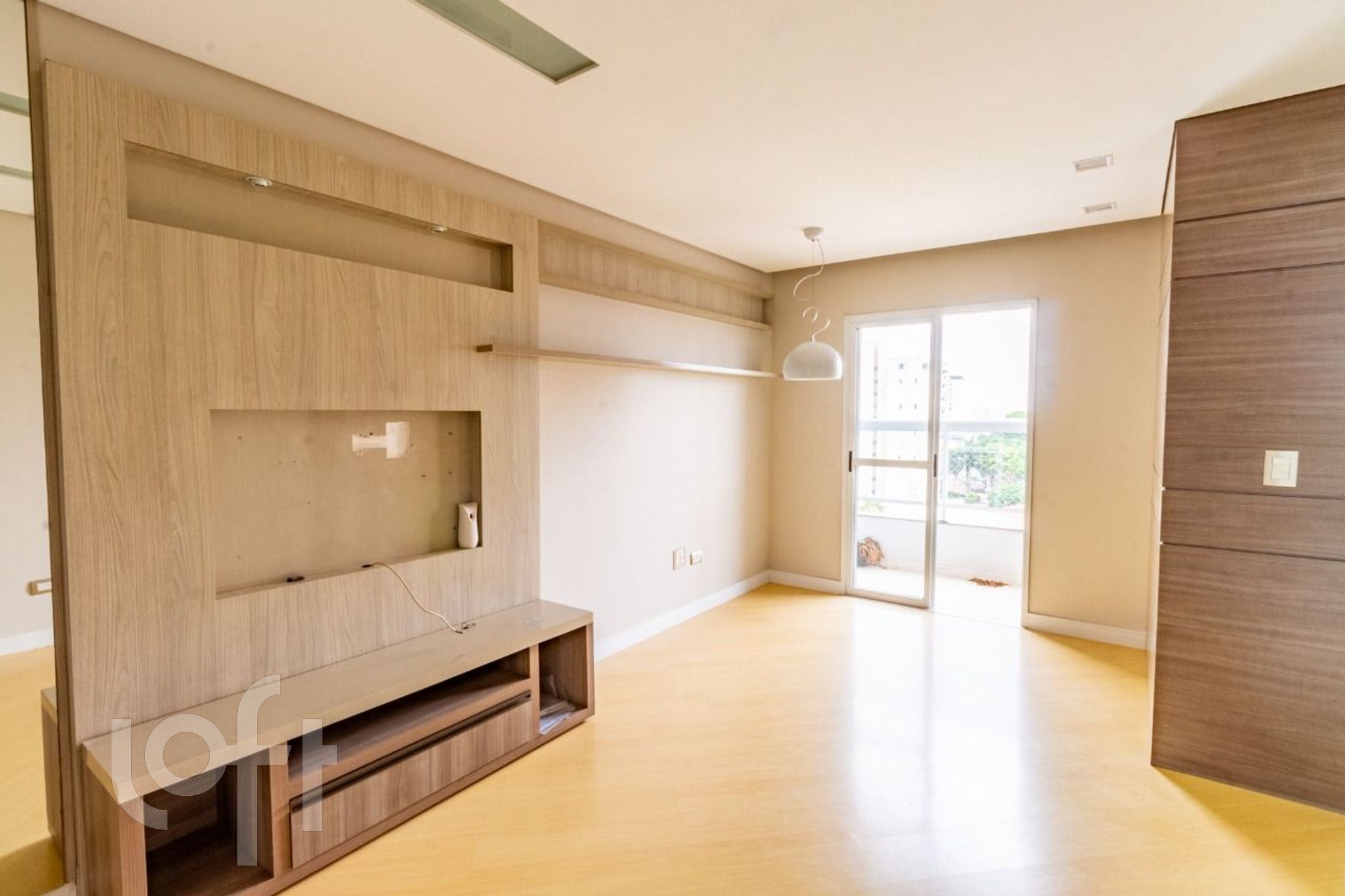 Apartamento à venda com 2 quartos, 58m² - Foto 1