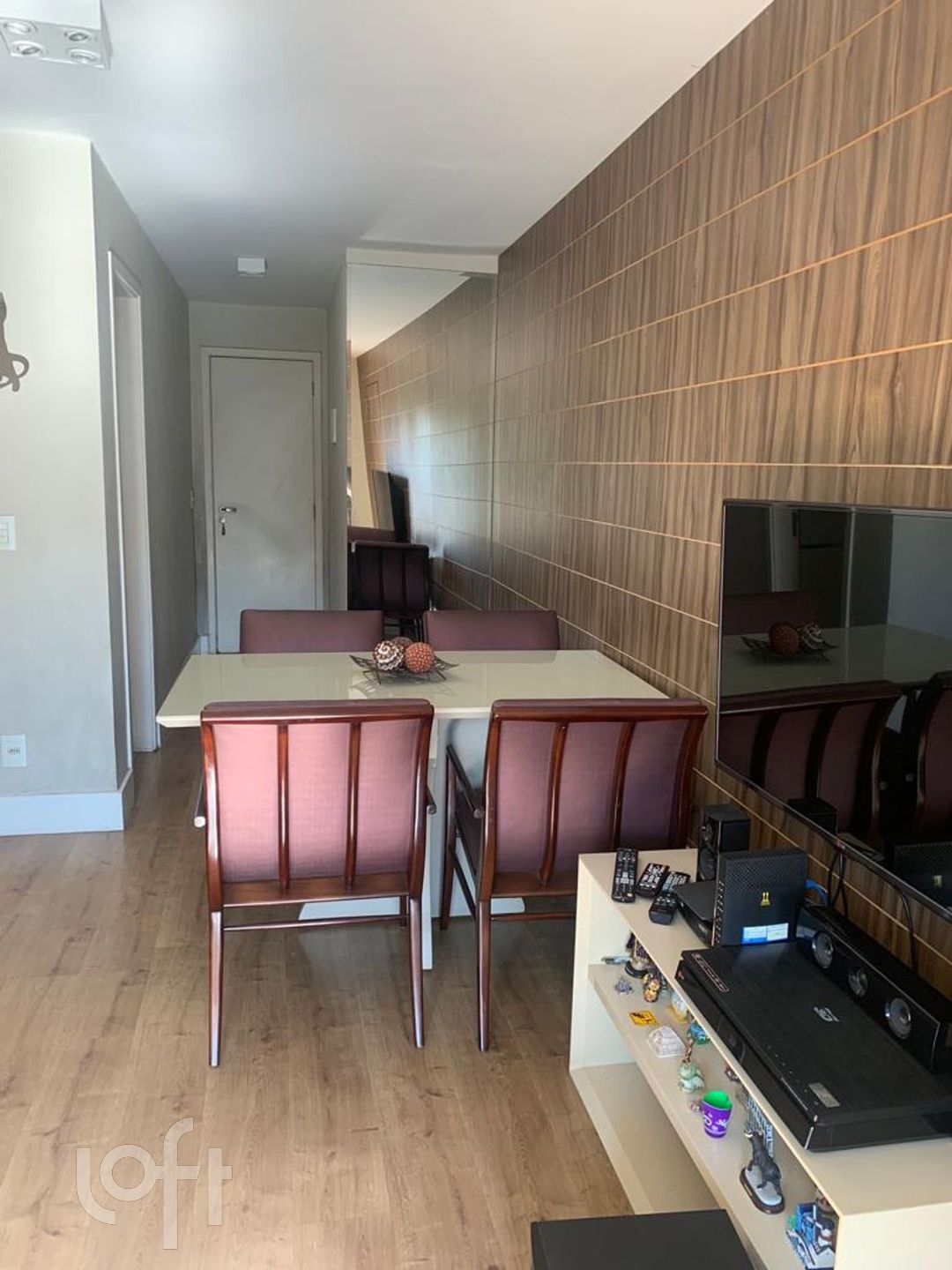 Apartamento à venda com 2 quartos, 68m² - Foto 8