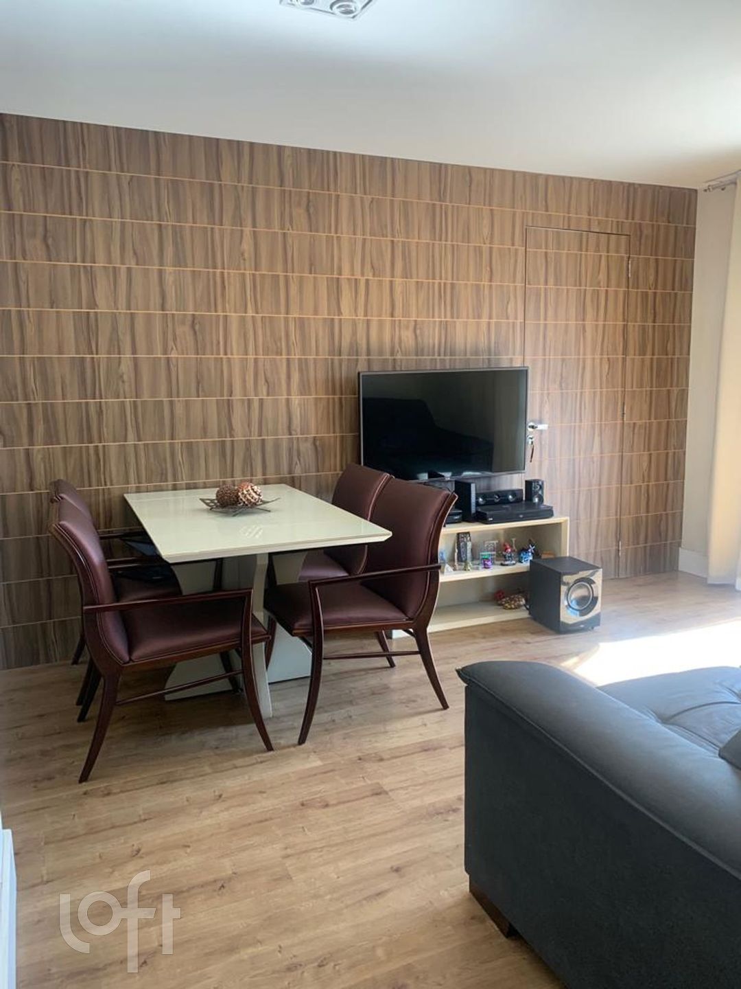 Apartamento à venda com 2 quartos, 68m² - Foto 1