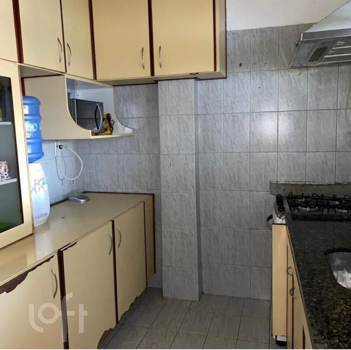 Apartamento à venda com 2 quartos, 85m² - Foto 2