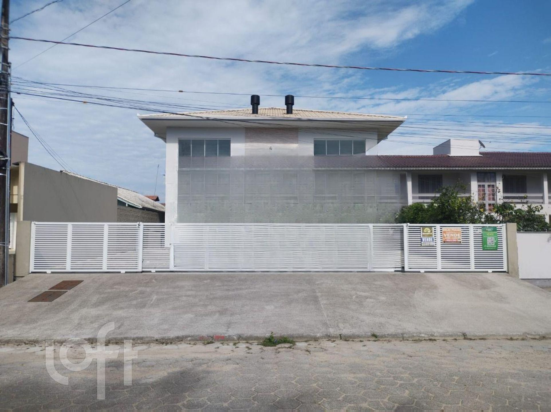 Apartamento à venda em Pinheira com 82 m², 3 quartos, 1 suíte, 1 vaga