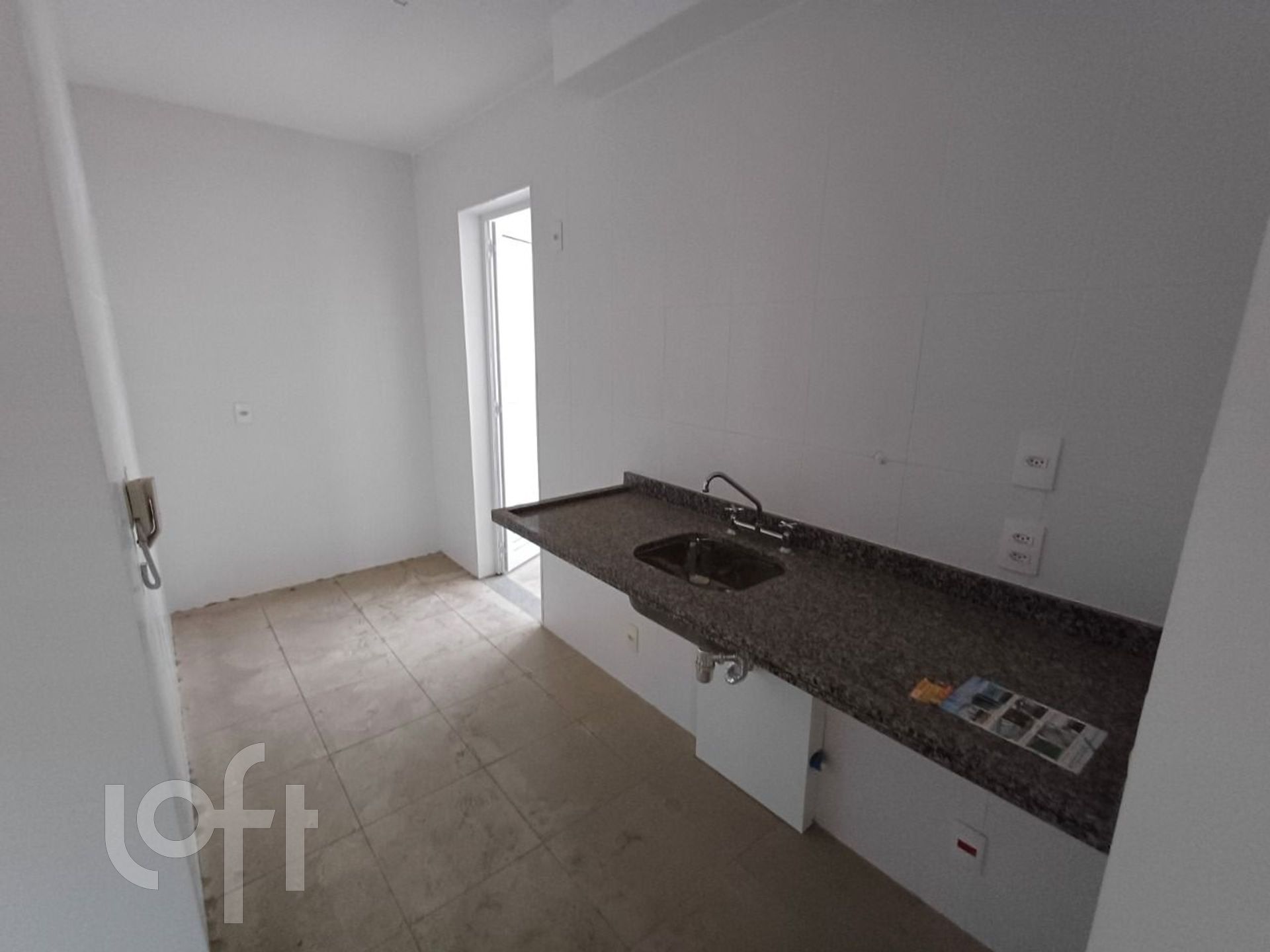 Apartamento à venda com 2 quartos, 72m² - Foto 7