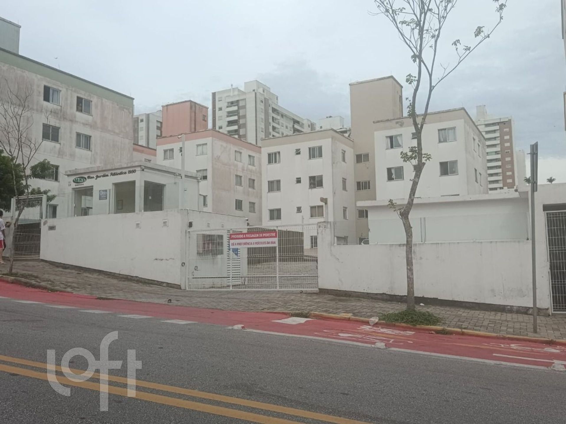 Apartamentos com 46m², 2 quartos, 1 garagem, no bairro Coloninha em Florianópolis