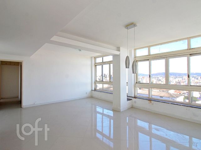 Apartamento com 108m², 3 dormitórios, 1 vaga, Rio Branco em Porto Alegre