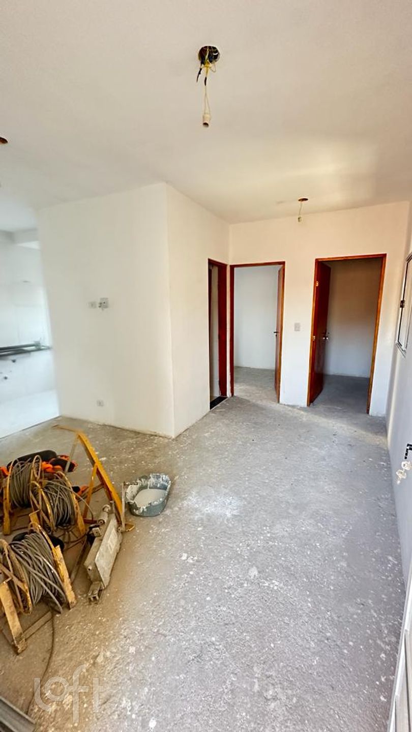 Apartamento à venda com 2 quartos, 43m² - Foto 1