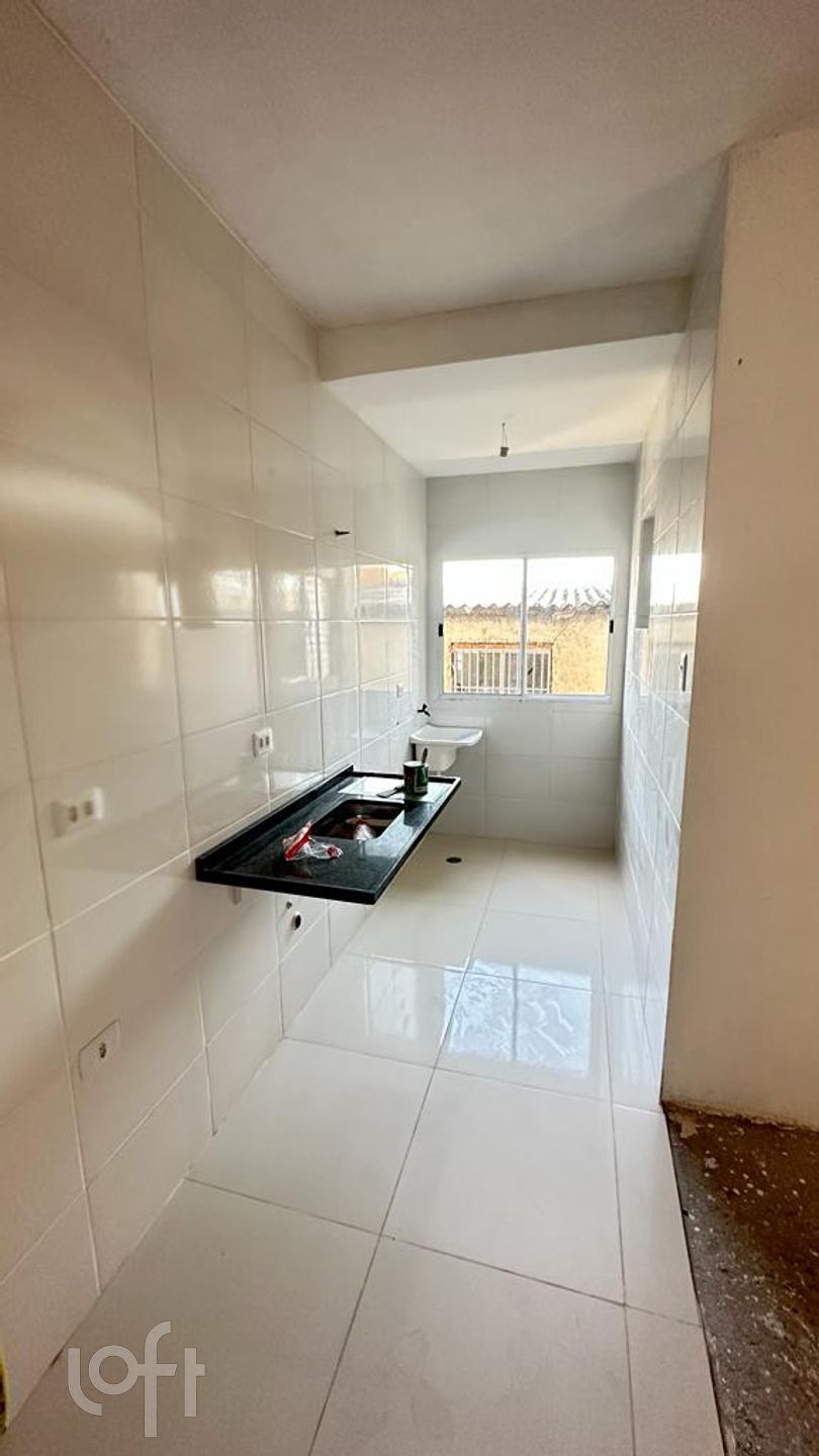 Apartamento à venda com 2 quartos, 43m² - Foto 4