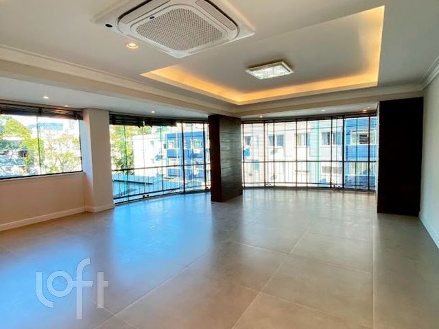 Apartamento com 121m², 3 dormitórios, 1 suíte, 1 vaga, Higienópolis em Porto Alegre