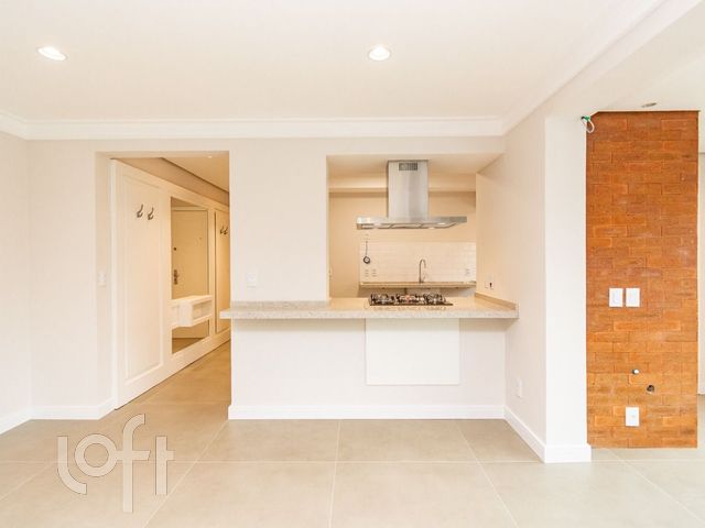 Apartamento com 121m², 3 dormitórios, 1 suíte, 1 vaga, Higienópolis em Porto Alegre