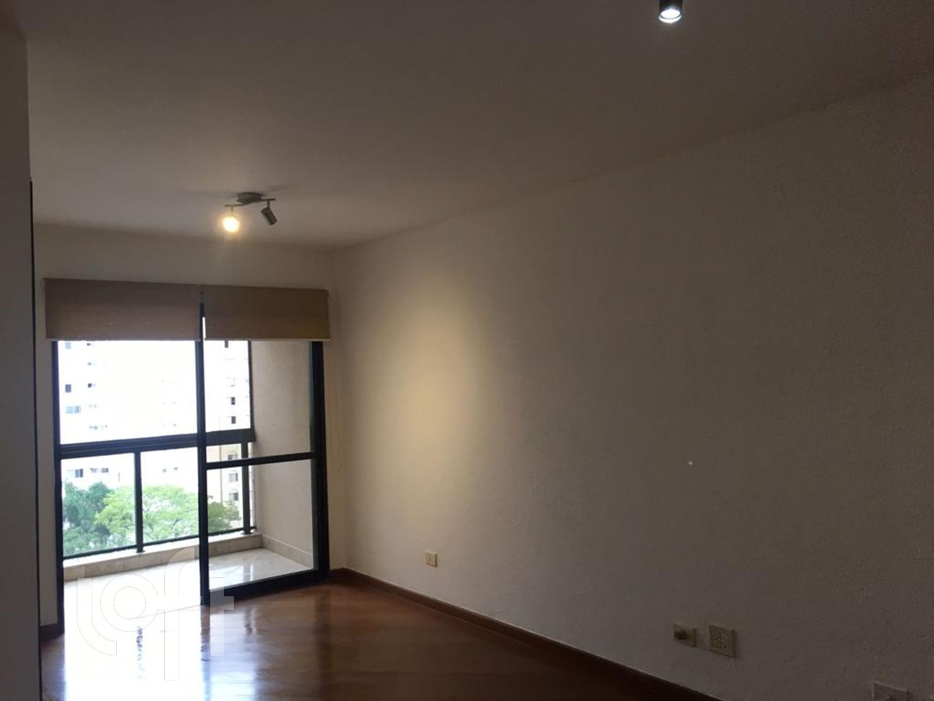 Apartamento à venda com 2 quartos, 71m² - Foto 1