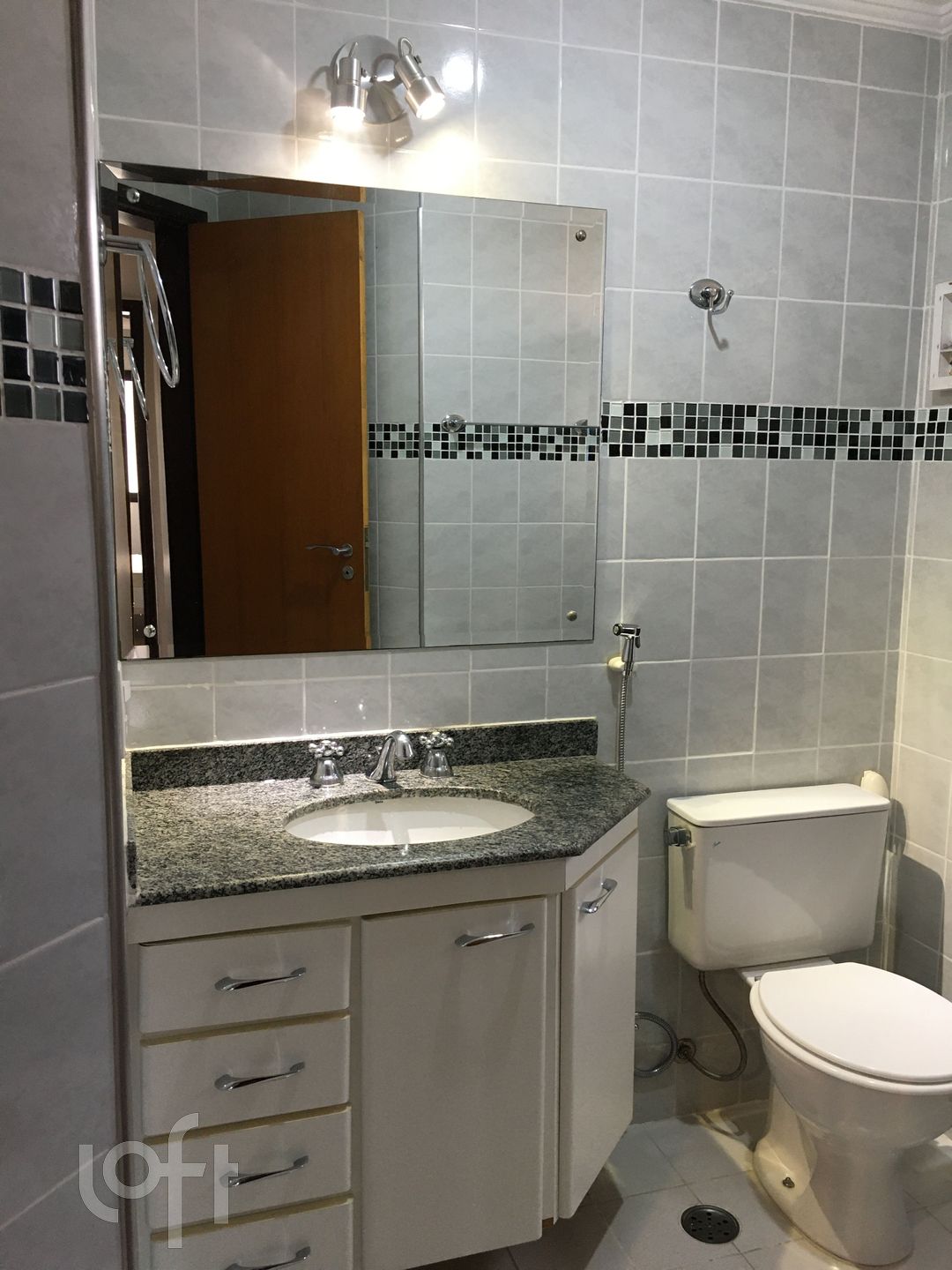 Apartamento à venda com 2 quartos, 71m² - Foto 18