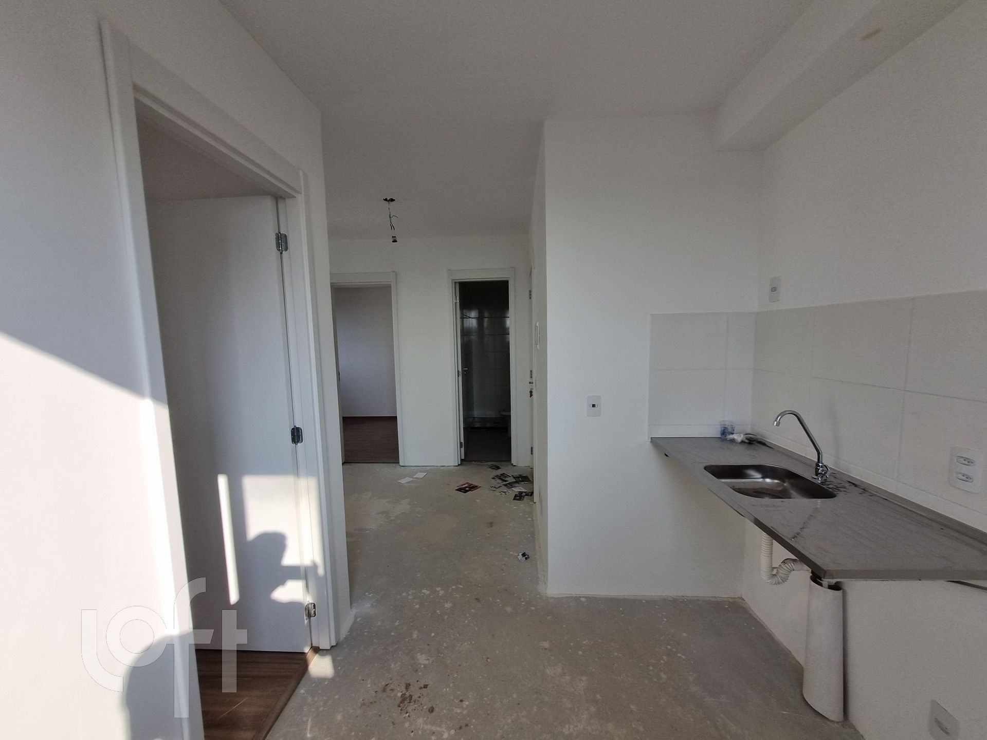 Apartamento à venda com 2 quartos, 34m² - Foto 1