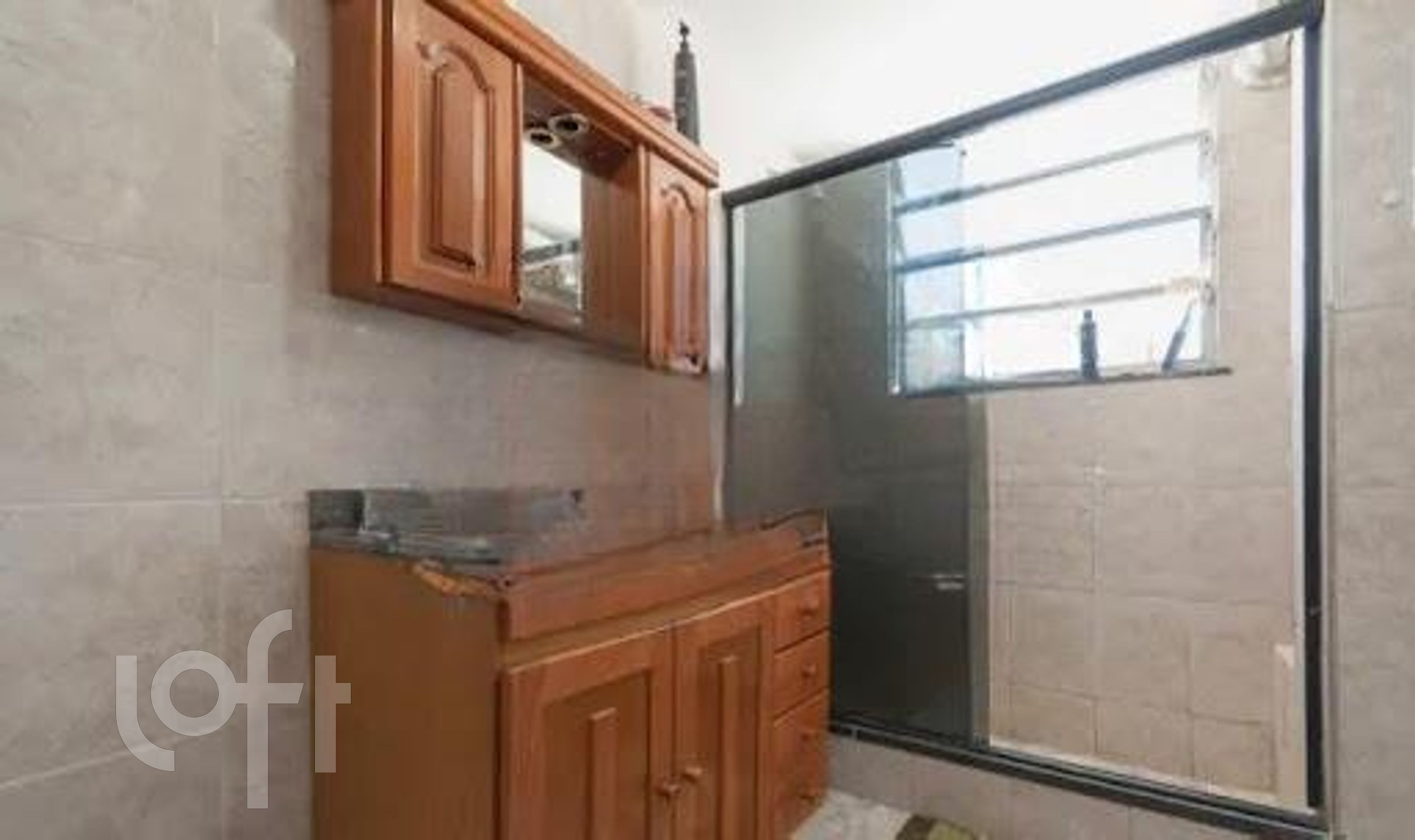 Apartamento à venda com 2 quartos, 70m² - Foto 1