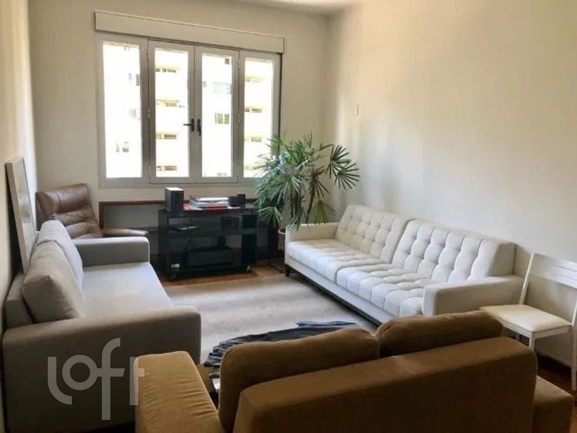 Apartamento à venda com 2 quartos, 115m² - Foto 1