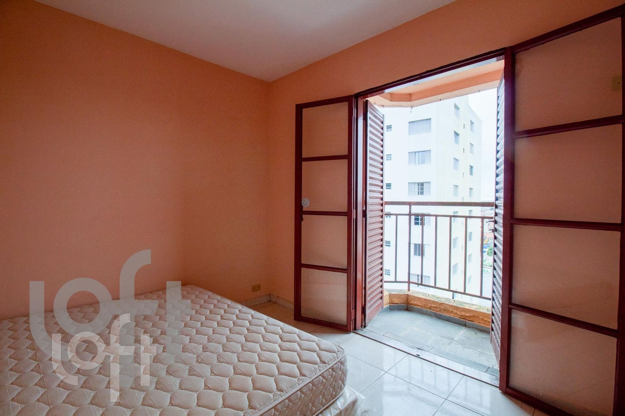 Apartamento à venda com 2 quartos, 46m² - Foto 11