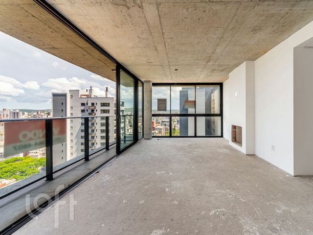 Apartamento com 121m², 3 dormitórios, 3 suítes, 2 vagas, Rio Branco em Porto Alegre