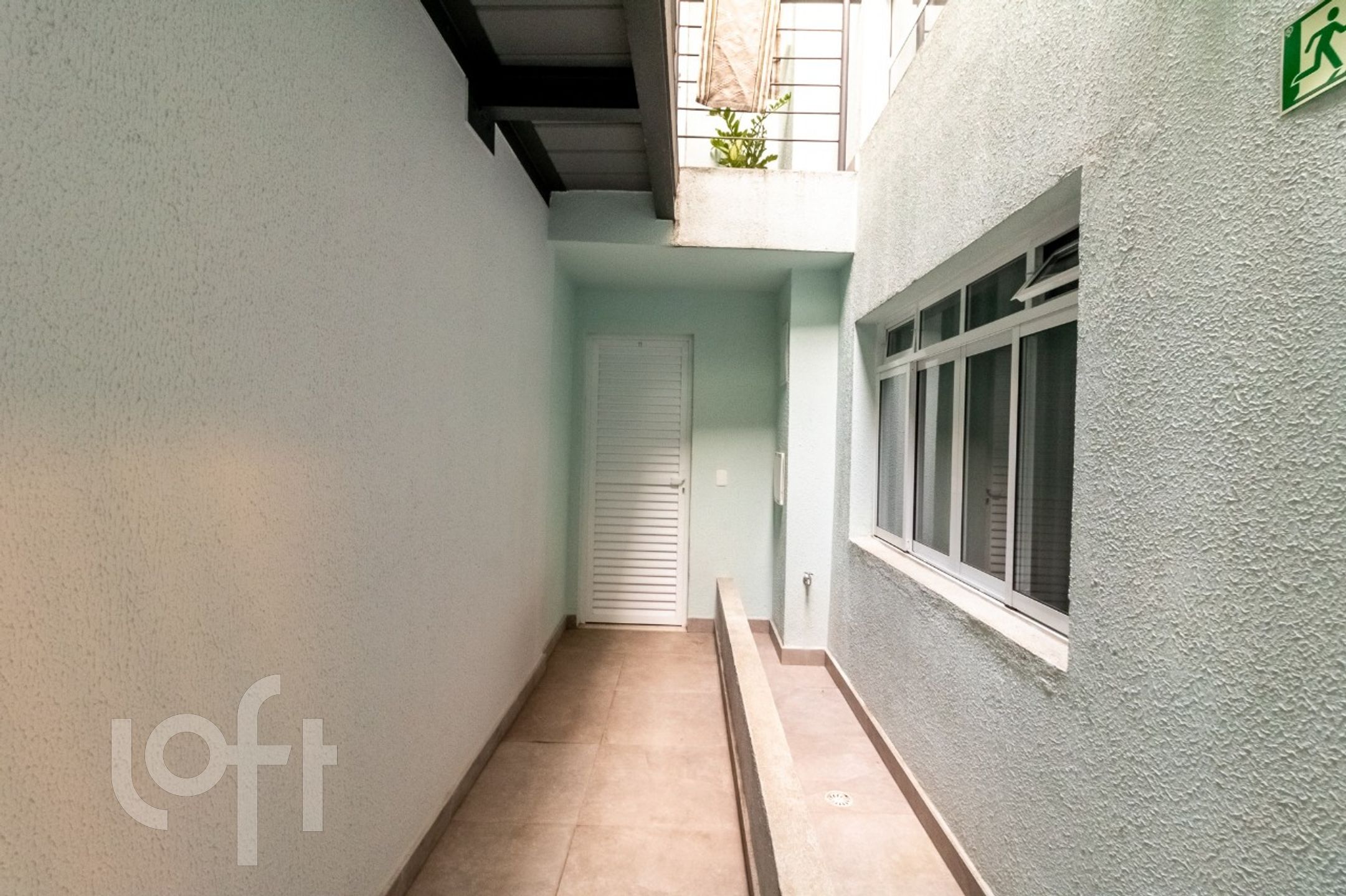 Apartamento à venda com 1 quarto, 198m² - Foto 4