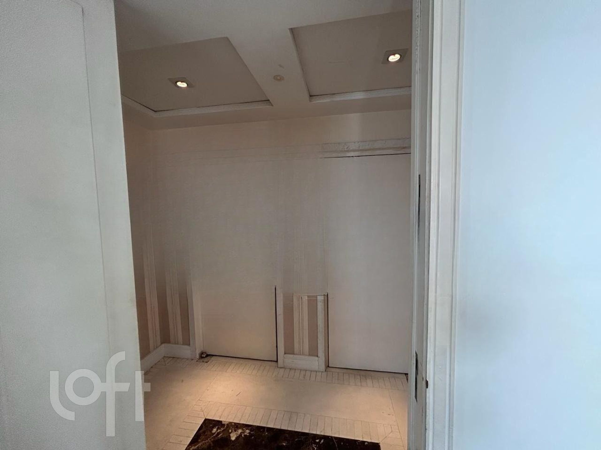 Apartamento à venda com 4 quartos, 340m² - Foto 24